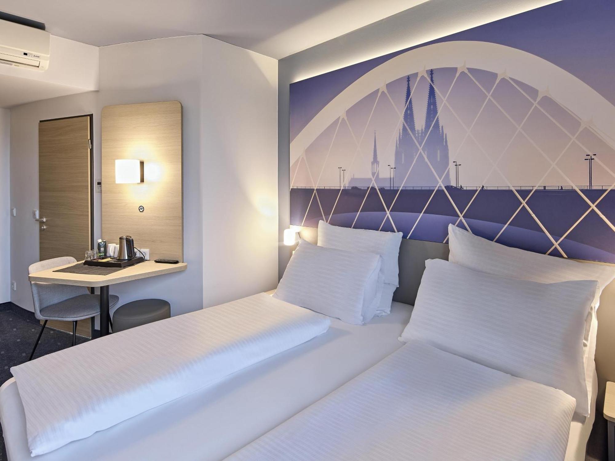B&B Hotel Koeln-Messe Exterior photo